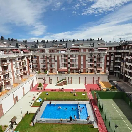 Apt Las Olas Cotolino Con Parking A 2' De La Playa Castro Urdiales Exterior photo